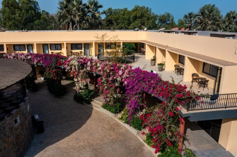 Bakadaji Apartment-31