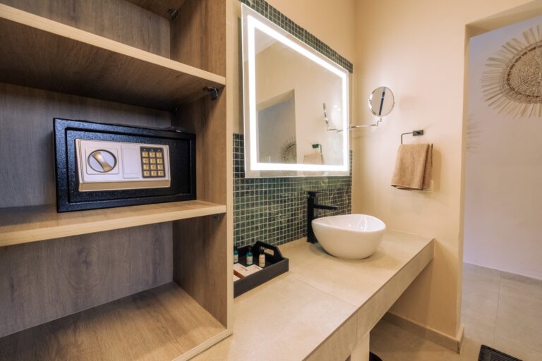 Bakadaji rooms-166 (Large)